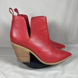 LISA VICKY Women's Mega Red Leather Pointed Toe Slip-On Bootie Size 11-NEW